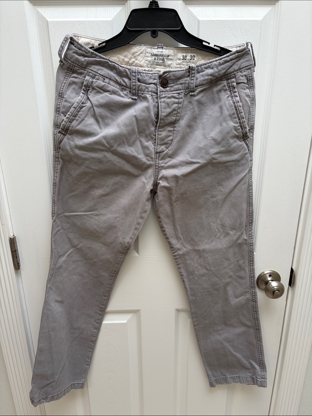 Two Abercrombie & Fitch Pants - Picture 7 of 10